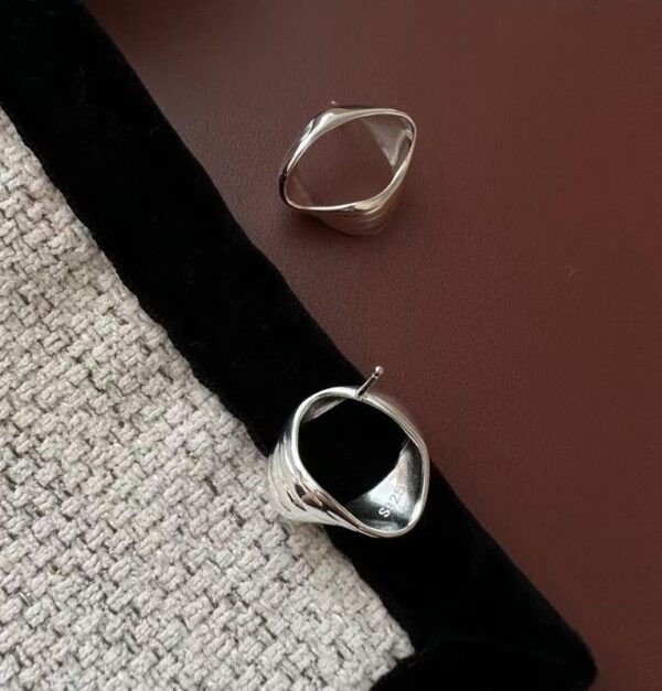Wholesale 925 Sterling Silver Irregular Stud Earrings - Image 3