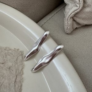 Wholesale 925 Sterling Silver Matte Irregular Stud Earrings