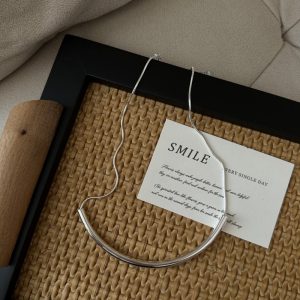 Wholesale 925 Sterling Silver Hollow Smile Necklace