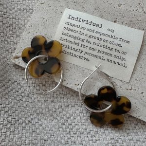 Wholesale 925 Sterling Silver Leopard Flower Earrings