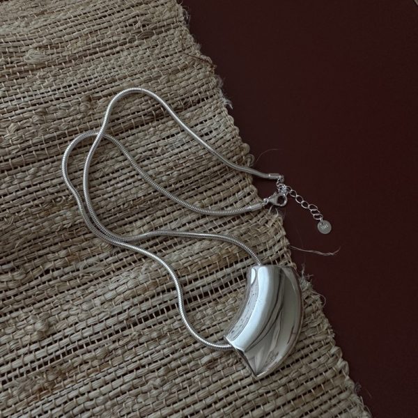 Wholesale 925 Sterling Silver Smooth Curved Necklace