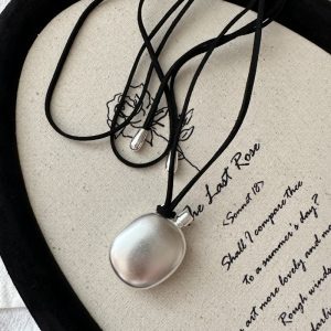 Wholesale 925 Sterling Silver Matte Flask Black Cord Necklace