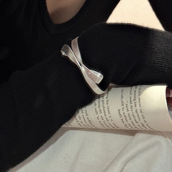 Wholesale 925 Sterling Silver Brushed Bow Bangle - Image 4