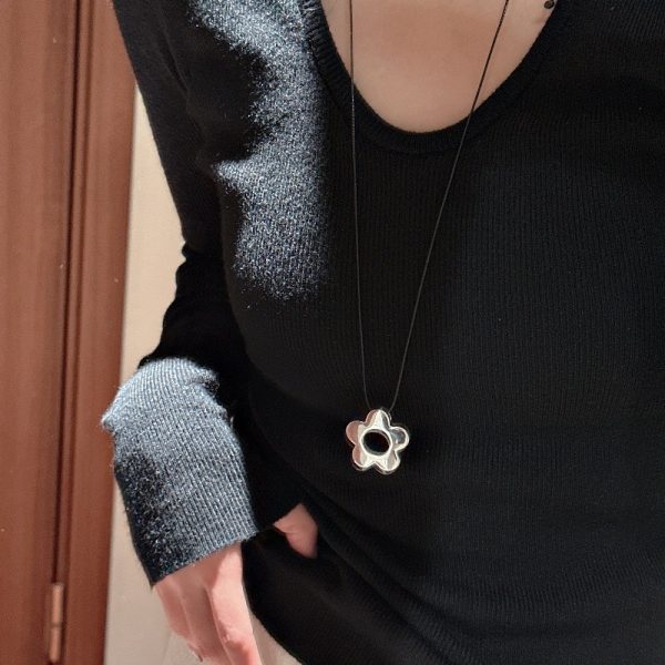 Wholesale 925 Sterling Silver Floral Black String Necklace - Image 4