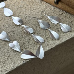 Wholesale 925 Sterling Silver Frosted Love Necklace & Earrings