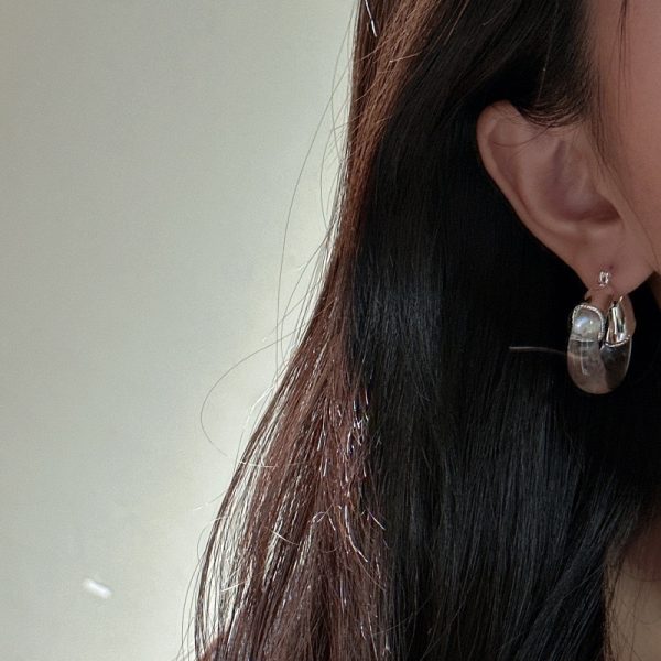 Wholesale 925 Sterling Silver Resin U-shaped eEarrings - Image 5