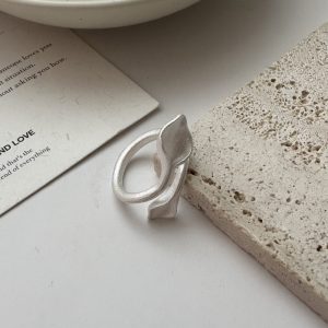 Wholesale 925 Sterling Silver Burnt White Leaf Ring