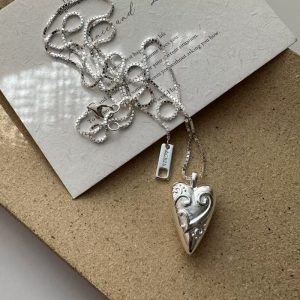 Wholesale 925 Sterling Silver Hollow Heart Necklace