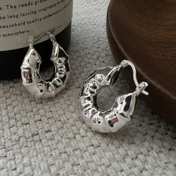 Wholesale 925 Sterling Silver Fashionable Hollow Bamboo Hoop Earrings - Image 2