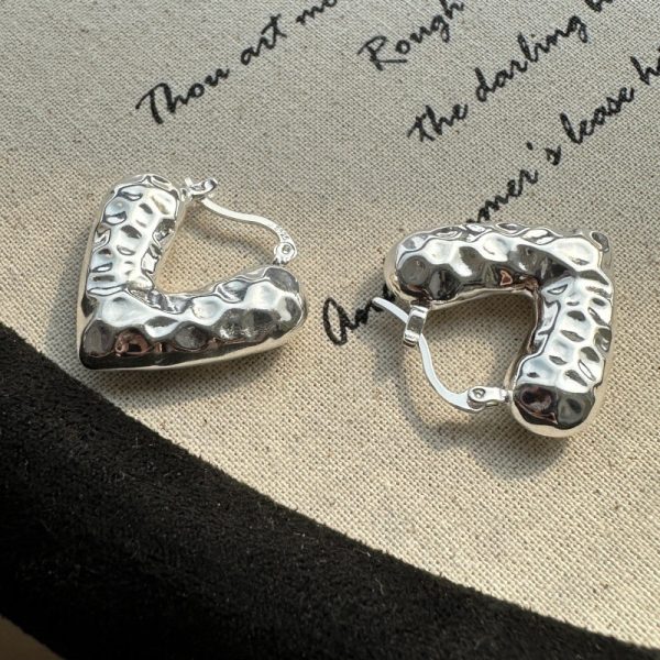 Wholesale 925 Sterling Silver Hollow Texture Love Earrings