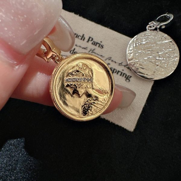 Wholesale 925 Sterling Silver Portrait Zircon Pendant