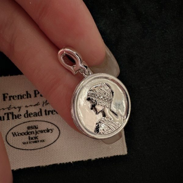 Wholesale 925 Sterling Silver Portrait Zircon Pendant - Image 2