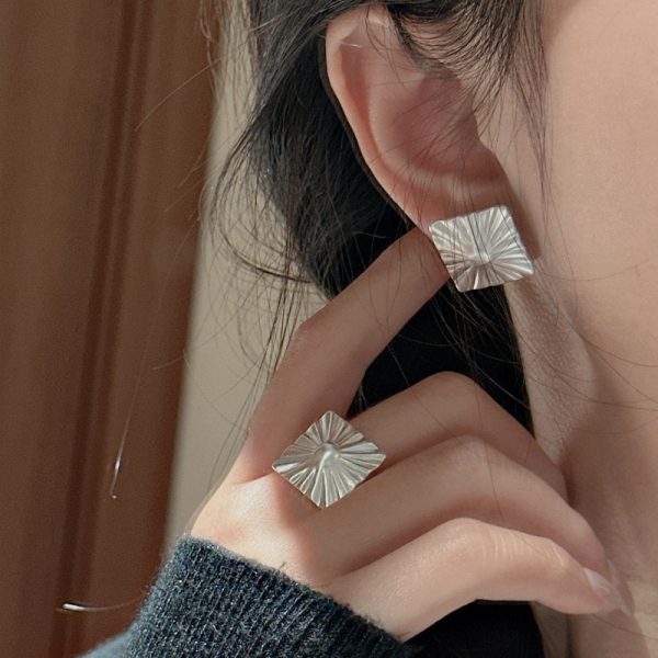 Wholesale 925 Sterling Silver Matte Square Stud Earrings & Ring - Image 5
