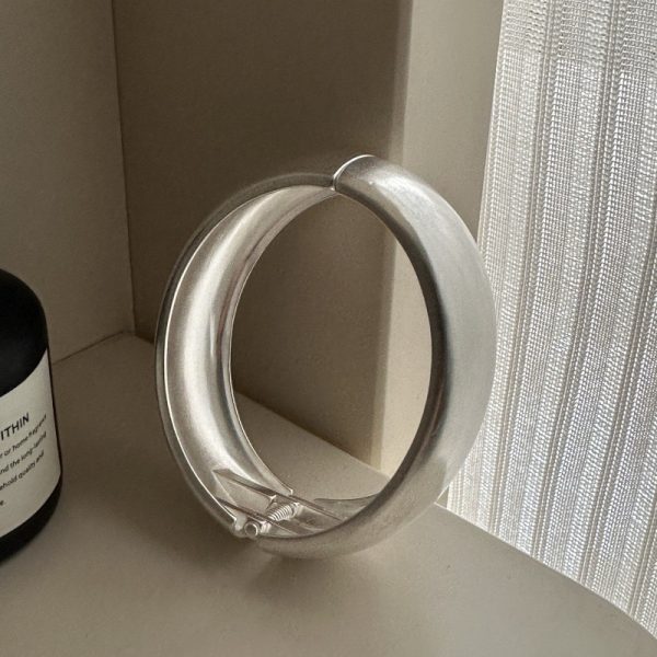 Wholesale 925 Sterling Silver Frosted Chunky Bold Bangle - Image 3