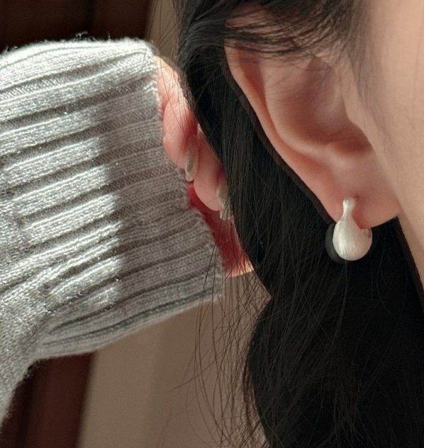 Wholesale 925 Sterling Silver Matte Cambered Earrings - Image 4