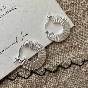 Wholesale 925 Sterling Silver Frosted Pleated Earrings