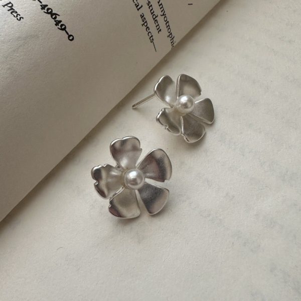 Wholesale 925 Sterling Silver Vintage Flower Stud Earrings - Image 2