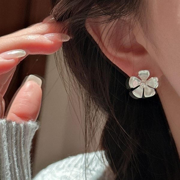 Wholesale 925 Sterling Silver Vintage Flower Stud Earrings - Image 5