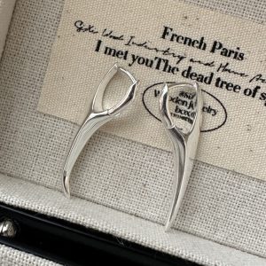 Wholesale 925 Sterling Silver Long Pointy Earrings