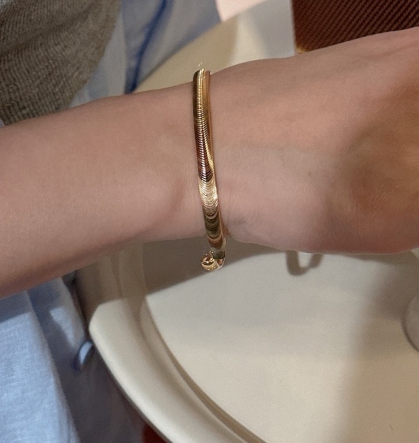 Wholesale 925 Sterling Silver Cat-eye Bangle In Gold - Image 5