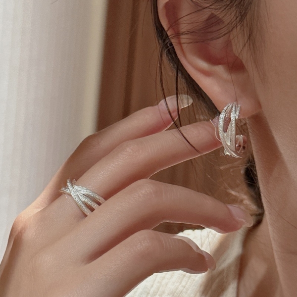 Wholesale 925 Sterling Silver Cross Stud Earrings & Ring - Image 4