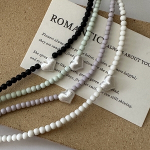 Wholesale 925 Sterling Silver Matte Brushed Heart-shaped Stone Necklace