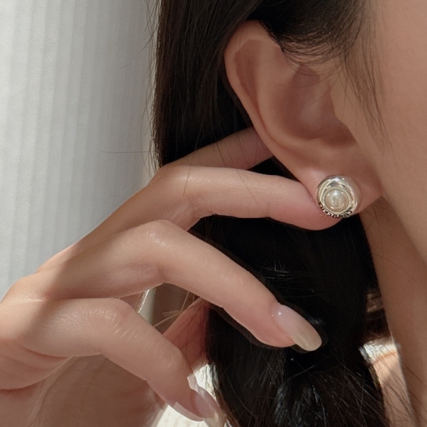 Wholesale 925 Sterling Silver Round Stone Engraving Stud Earrings - Image 4