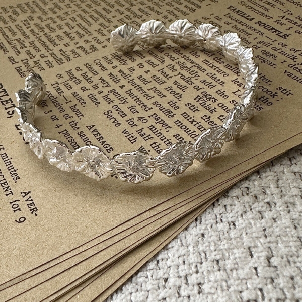 Wholesale 925 Sterling Silver Flower Earrings & Ring & Bangle - Image 4