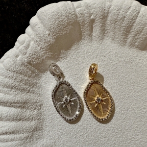 Wholesale 925 Sterling Silver Snowflake Zircon Pendant