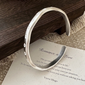 Wholesale 925 Sterling Silver Matte Wave Bangle