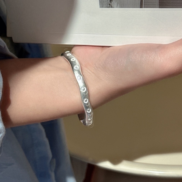 Wholesale 925 Sterling Silver Matte Wave Bangle - Image 5