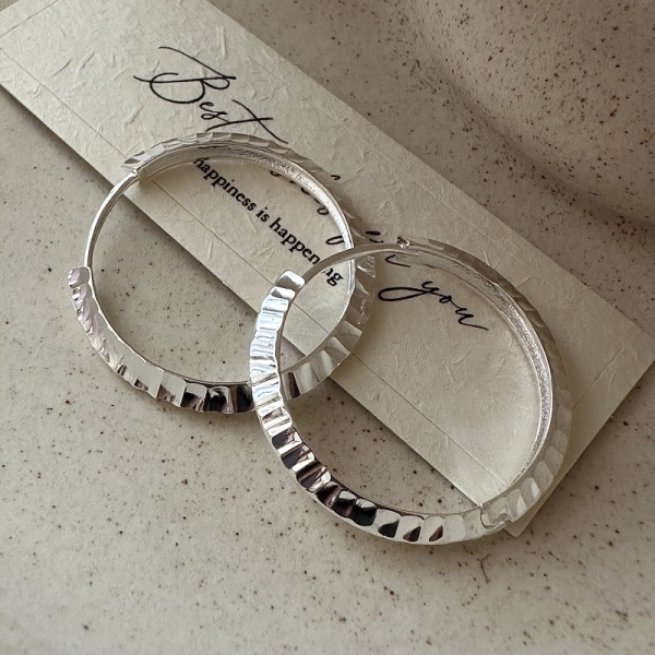 Wholesale 925 Sterling Silver Minimalistic Hoop Earrings - Image 3