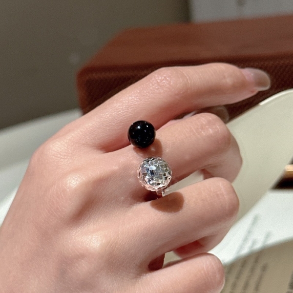 Wholesale 925 Sterling Silver Black Agate Glittering Bead Ring - Image 4