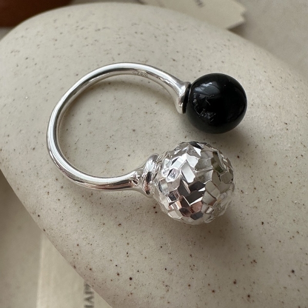 Wholesale 925 Sterling Silver Black Agate Glittering Bead Ring