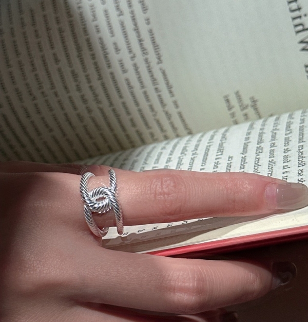 Wholesale 925 Sterling Silver Twisted Cross Ring - Image 5