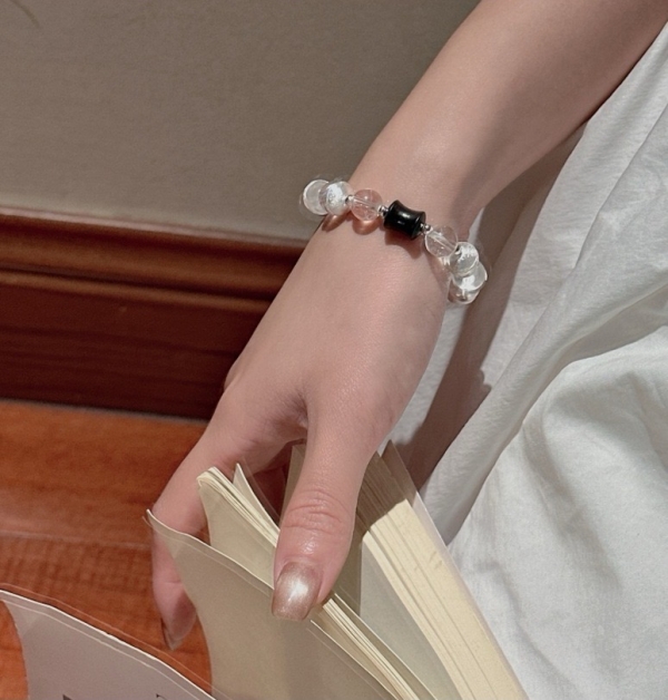 Wholesale 925 Sterling Silver Brushed Silver Crystal Bracelet - Image 6