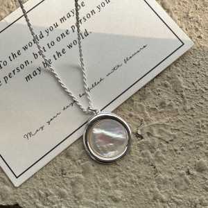 Wholesale 925 Sterling Silver Round Mother-of-pearl Necklace