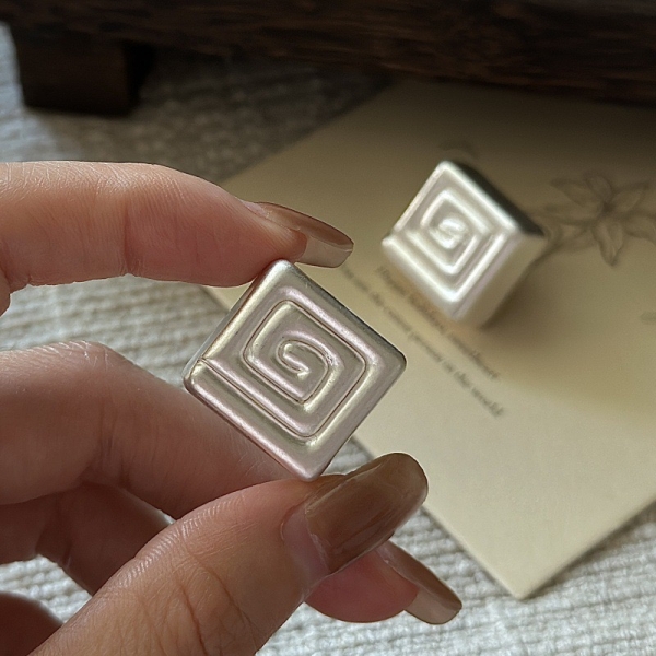 Wholesale 925 Sterling Silver Square Hollow Matte Earrings - Image 3