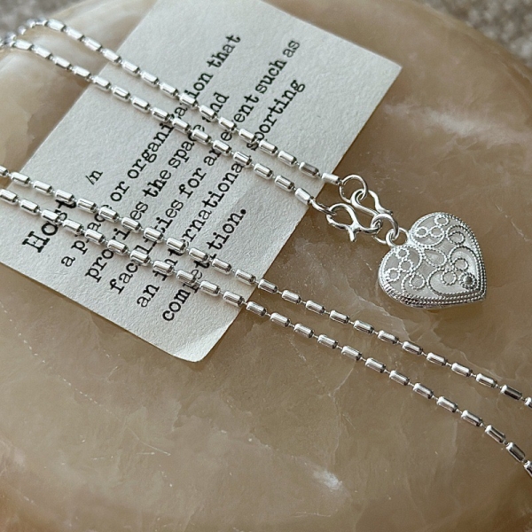 Wholesale 925 Sterling Silver Vintage Heart-shaped Necklace - Image 2