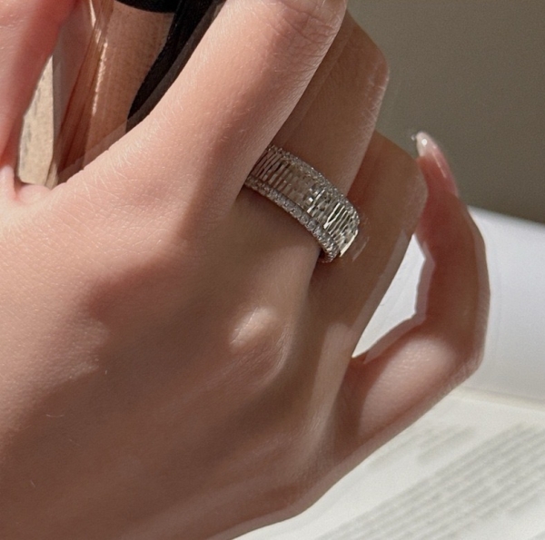 Wholesale 925 Sterling Silver CNC Glittering Zircon Ring - Image 6