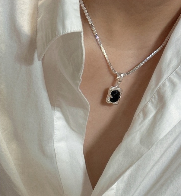 Wholesale 925 Sterling Silver Oval-shaped Black Agate Necklace - Image 4