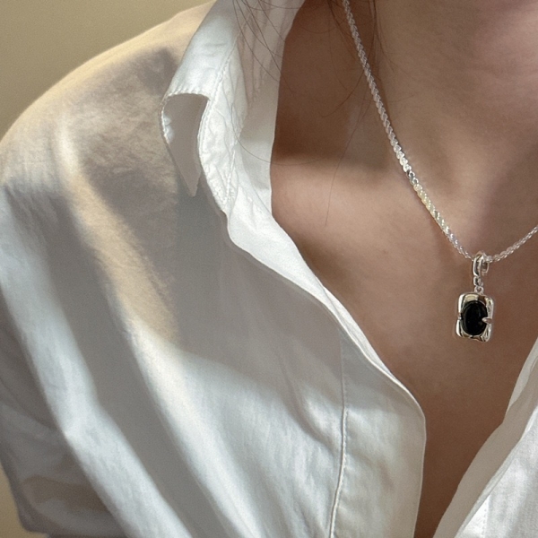Wholesale 925 Sterling Silver Oval-shaped Black Agate Necklace - Image 6