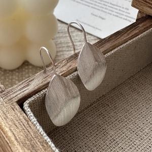 Wholesale 925 Sterling Silver Brushed  Leaf Earrings