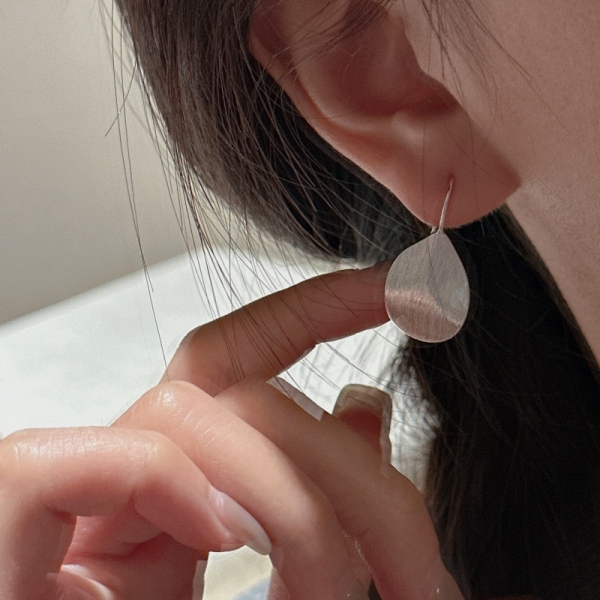 Wholesale 925 Sterling Silver Brushed  Leaf Earrings - Image 4