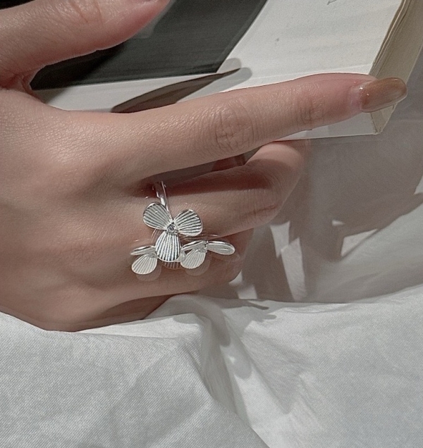 Wholesale 925 Sterling Silver Zircon Clover Ring - Image 6