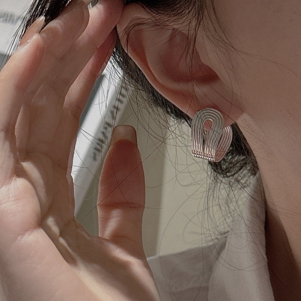 Wholesale 925 Sterling Silver Irregular Line Earrings - Image 4