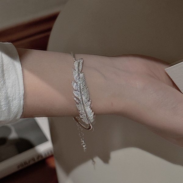 Wholesale 925 Sterling Silver Feather Chain Bangle - Image 4