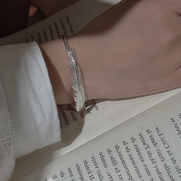 Wholesale 925 Sterling Silver Feather Chain Bangle - Image 5