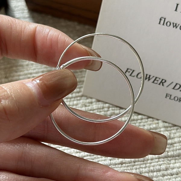 Wholesale 925 Sterling Silver Basic Light Hoop Earrings - Image 3