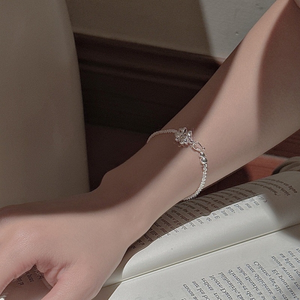 Wholesale 925 Sterling Silver Four-leaf Clover Sparkling Bracelet - Image 6